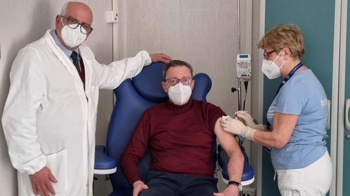 Alfredo ha 71 anni: è il primo paziente italiano a ricevere il vaccino anticancro