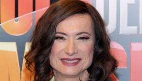 Isola dei Famosi 2024, Vladimir Luxuria è la nuova conduttrice