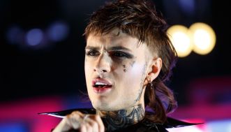 Farsi leggere i tarocchi su TikTok, l’inaspettato fascino della nuova “religione” esplosa sui social