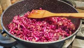 Cavolo rosso, come prepararlo crudo o cotto