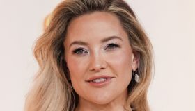 Le star di Hollywood adorano la coperta-sauna: riduce lo stress, drena e fa dimagrire