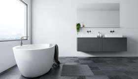 Pavimento scuro del bagno: i trucchi per rimuovere le macchie