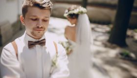 Perché lo sposo non deve vedere la sposa prima della cerimonia