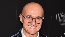 Grande Fratello, anticipazioni stasera 21 febbraio: Signorini svela la finale