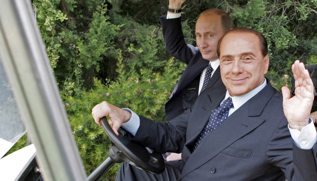 Berlusconi e Putin insieme a Villa Certosa