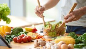 Eliminare del tutto i carboidrati fa bene? Ecco cosa dice l’esperto