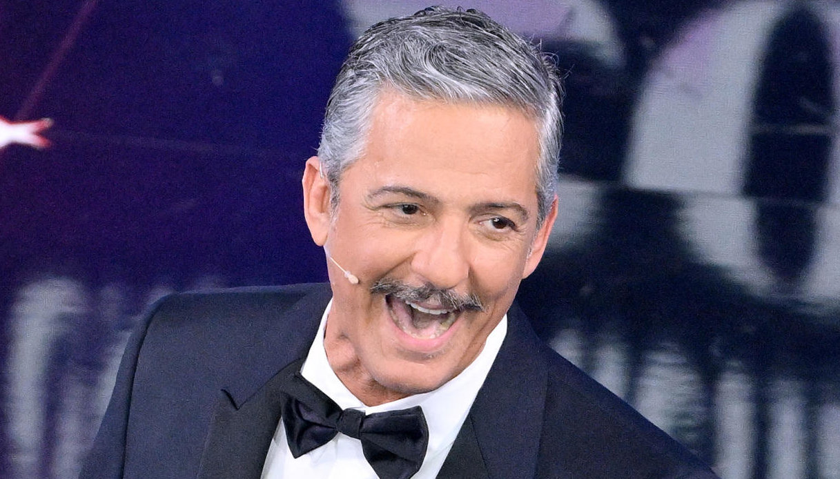 Sanremo 2024, Fiorello porta Chiara Ferragni all’Ariston. E lei risponde