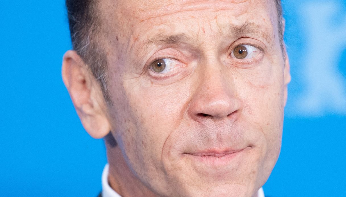 Le Iene, ospiti e anticipazioni di stasera 26 marzo: intervista a Rocco  Siffredi