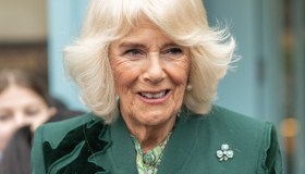 Regina Camilla, la preziosa spilla da 30mila euro ha un significato speciale