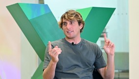 Leonardo Fioravanti, la vita del campione di surf
