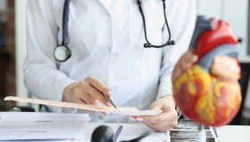 Forame ovale pervio: cos’è, sintomi, trattamento