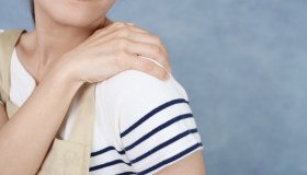 Lussazione della spalla: cos’è, sintomi, trattamento