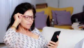 Presbiopia: cos’è, cause, cure e prevenzione