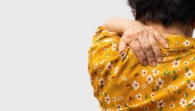 Reumatismi: cosa sono, cause e cure