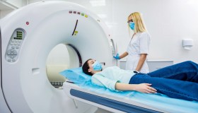 Risonanza magnetica alla spalla: a cosa serve e come si fa