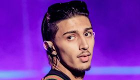 Chi è Baby Gang, il rapper agli arresti domiciliari costretto a rinviare i concerti