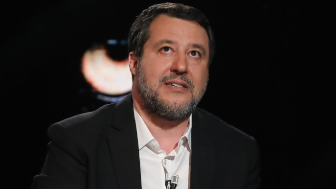 Salvini a Belve, la domanda sulla “famiglia tradizionale”, i social insorgono: cosa ha detto