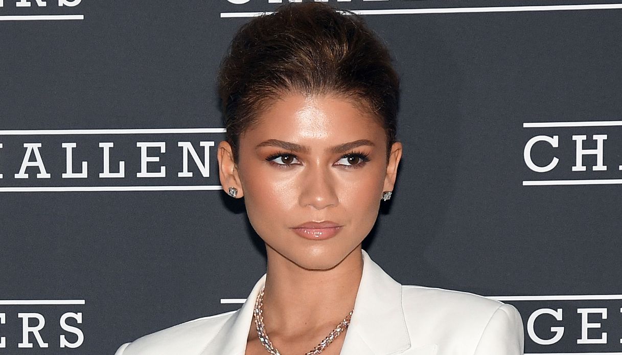Zendaya bellissima in bianco sul red carpet della prima italiana di Challengers