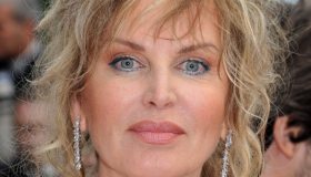 Dalila Di Lazzaro sulla morte del figlio: “Eravamo legatissimi, oggi sarei nonna”