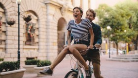 4 suggerimenti per un appuntamento budget-friendly (ma comunque divertentissimo)