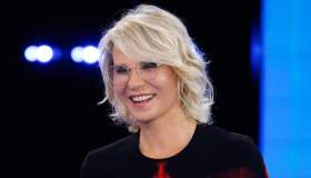 Ascolti tv 12 maggio: Amici di Maria De Filippi sfida l’ultima puntata di CTCF