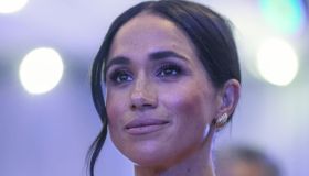 Meghan Markle, i look inadatti in Nigeria contro l’etichetta reale