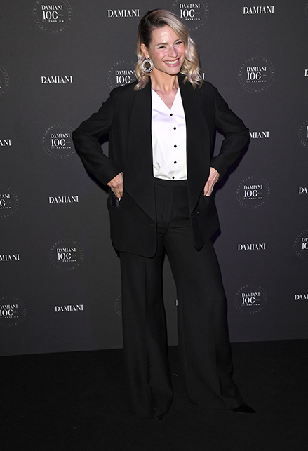 Michelle Hunziker completo nero giacca pantaloni evento Damiani
