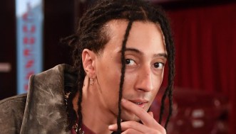 Tony Effe e Gaia, testo e significato di Sesso e samba