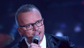 Gigi D’Alessio, accuse dall’intercettazione al Fisco: “20000 euro per sistemare tutto”
