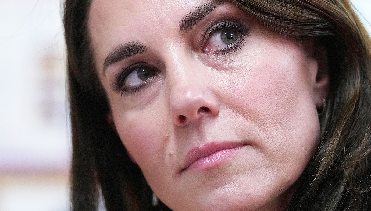 Kate Middleton, ultime notizie. William annulla il viaggio e George salta il matrimonio