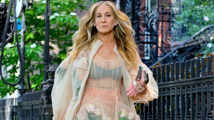 Movie look addicted: la firma di stile di Carrie Bradshaw in And Just Like That 3