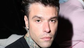 Fedez sbarca su OnlyFans, le foto del rapper: “Niente post strappamutande”