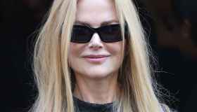 Da Nicole Kidman in nero a Naomi Watts in bianco: tutte le star da Balenciaga