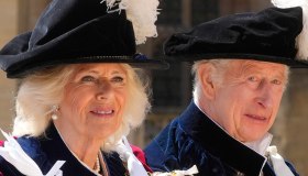 Carlo, ultime notizie. Il Re al Garter Day. Camilla in difficoltà e il malore di una guardia