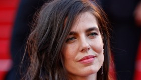Charlotte Casiraghi e Carolina di Monaco, tensione sempre più alta. “Foto orribile”