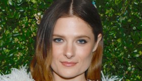 Louisa Jacobson, figlia di Meryl Streep, fa coming out su Instagram: la prima foto con la fidanzata