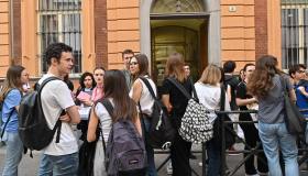 Maturità, perché tre studentesse non hanno sostenuto il colloquio orale per protesta: il caso