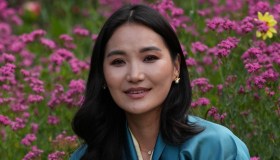 La Regina Jetsun Pema compie 34 anni: le foto ufficiali con la figlia piccola