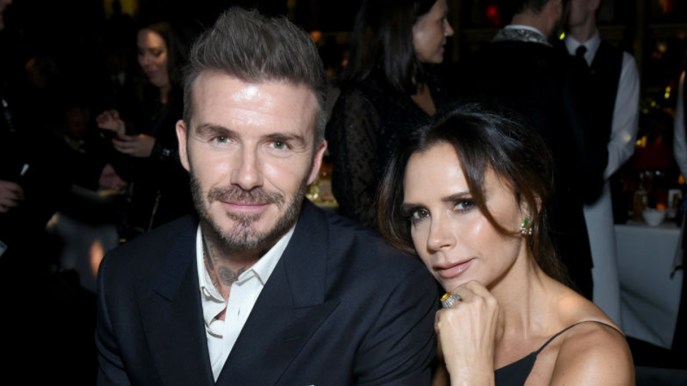 Victoria e David Beckham, 25 anni d’amore e di stile: il look coordinato per l’anniversario