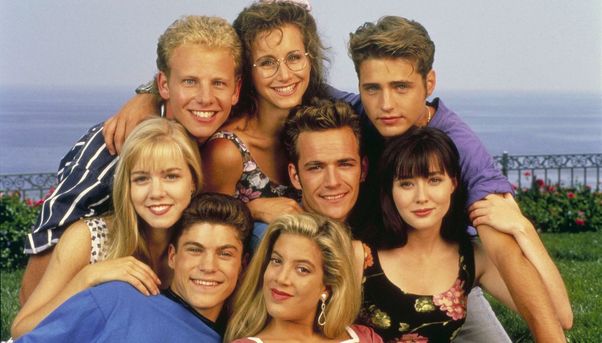 Shannen Doherty, il commovente addio del cast di Beverly Hills 90210