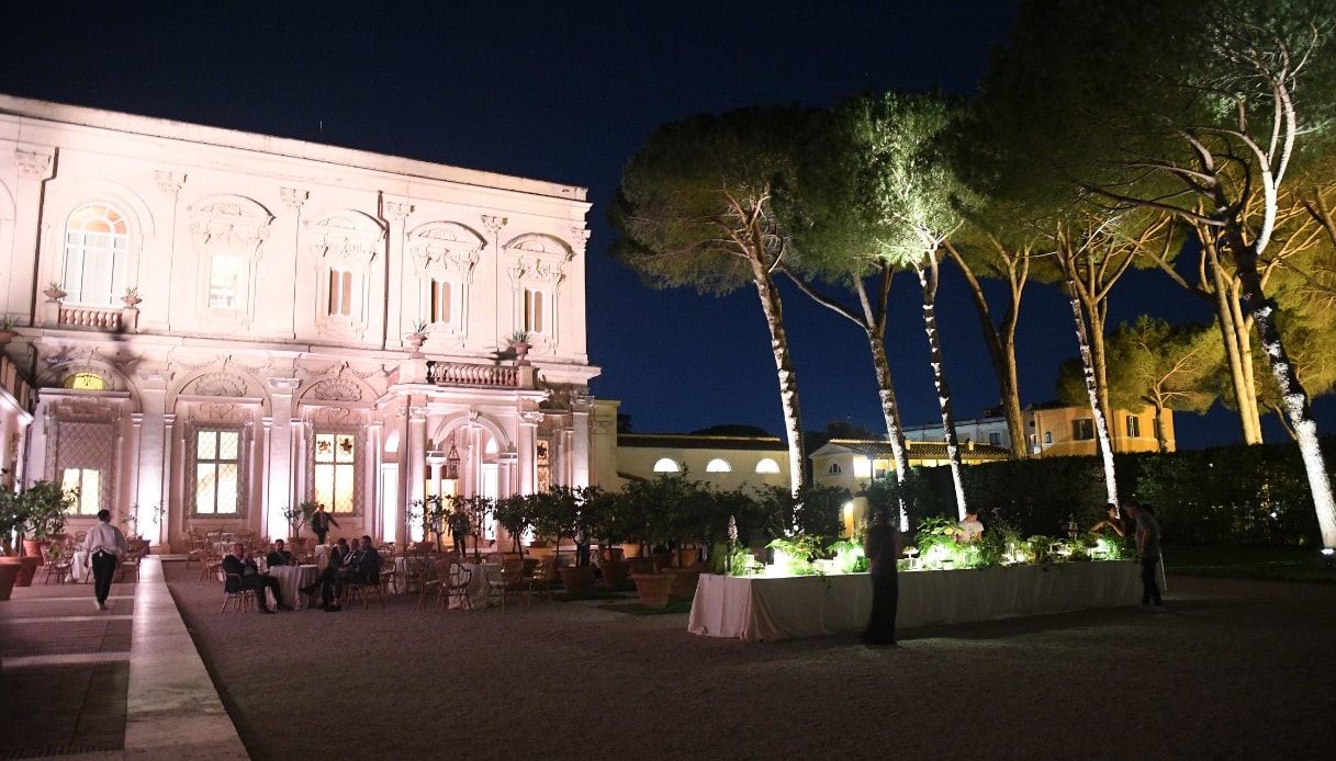 Veduta notturna di Villa Aurelia