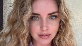 Chiara Ferragni, il look audace per l’ultima notte in Grecia tra pizzi e trasparenze