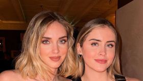 Chiara e Valentina Ferragni, look coordinato e trasparente in Corsica