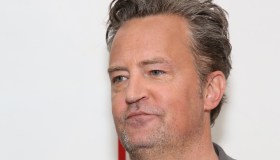 Matthew Perry, cinque arresti per la sua morte (anche due medici): di cosa sono accusati