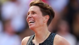 Chi è Nikki Hiltz, l’atleta trans e non-binaria alle Olimpiadi 2024