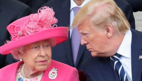 Regina Elisabetta: “Donald Trump molto maleducato”. Ma lui nega tutto