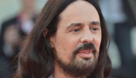 Alessandro Michele anarchico conquista Valentino: “il pavone della moda” è tornato