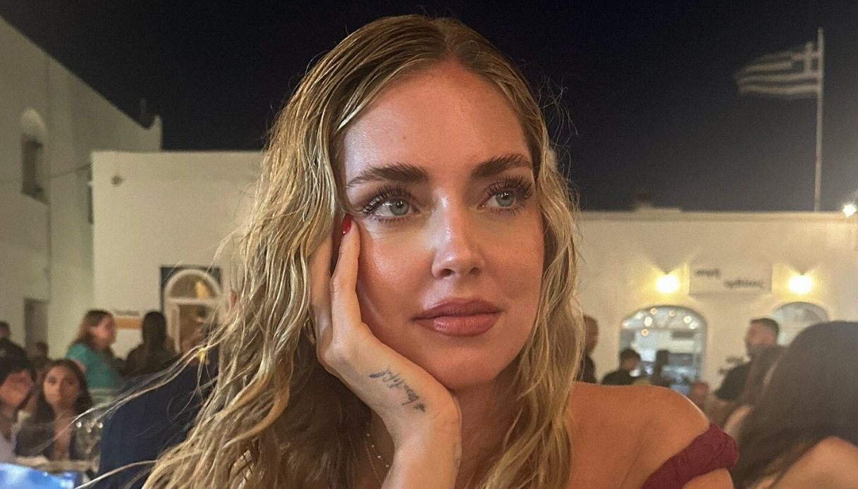 Chiara Ferragni: il regalo sospetto di Silvio Campara e gli sfoghi al mare della moglie