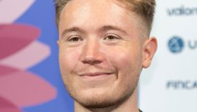 Il filo rosso, testo e significato del nuovo singolo di Alfa