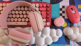 I migliori gadget per PC e smartphone rosa: tra stile e funzionalità